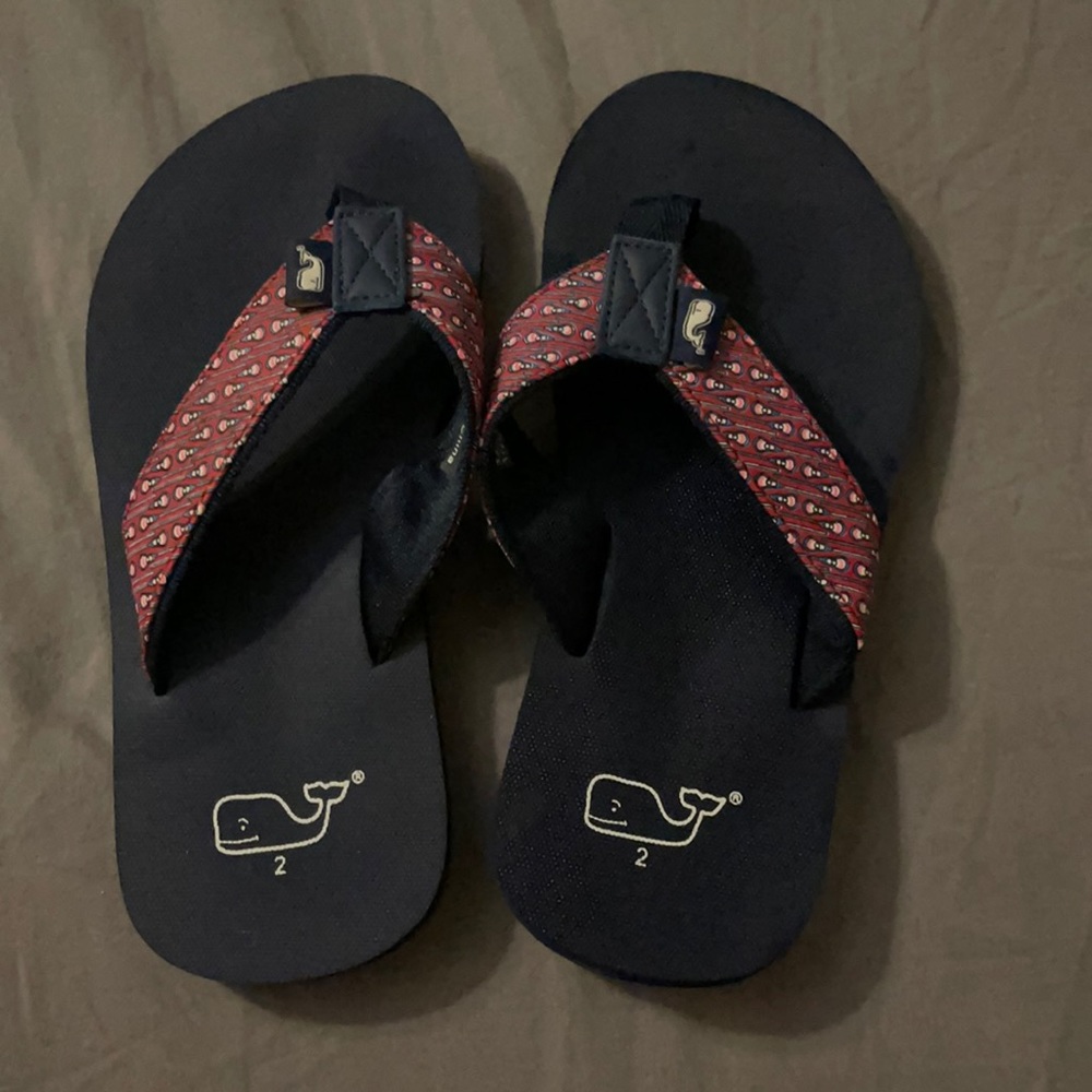 Brand new Vineyard Vines flip flops size youth 2